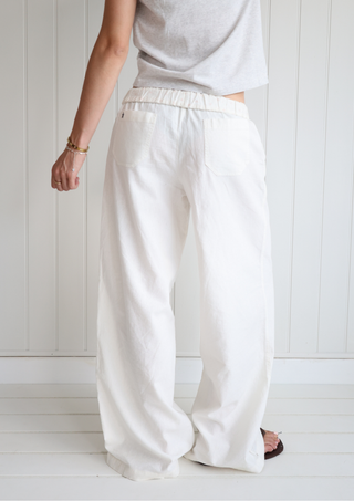 Olivia Linens White